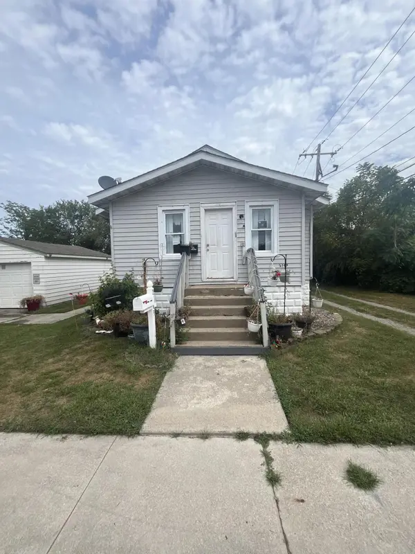 2749 Decatur ST, Lake Station, IN 46405