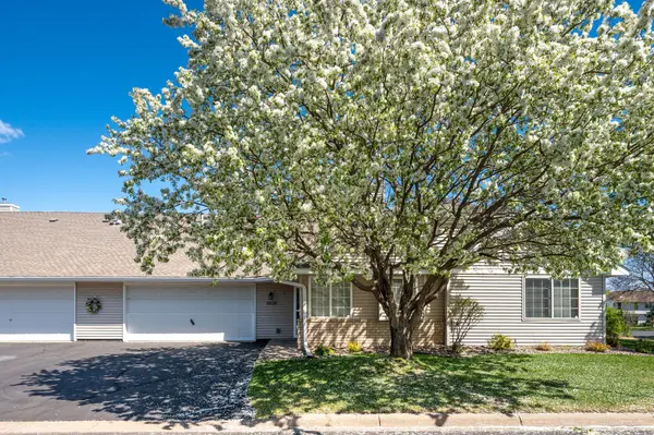 8639 Prestwick LN N, Brooklyn Park, MN 55443