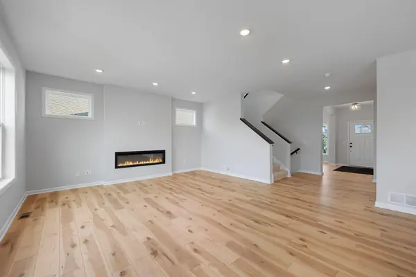 1015 Legacy DR, Delano, MN 55328