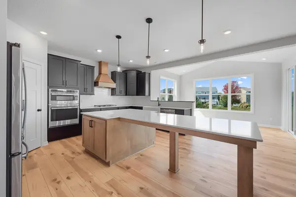 1015 Legacy DR, Delano, MN 55328