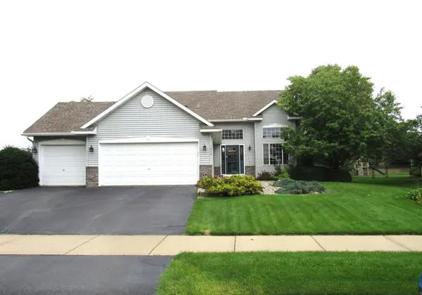 7059 Sussex LN, Shakopee, MN 55379