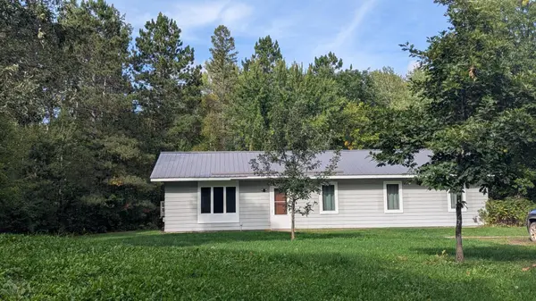 49852 Dupuis RD, Sandstone, MN 55072