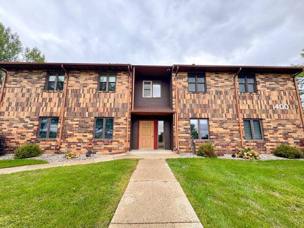 400 Kennedy Park CIR ##102, Fergus Falls, MN 56537