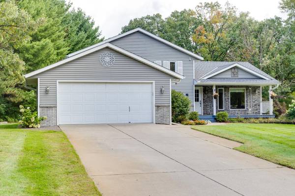 19037 Xerxes ST NW, Elk River, MN 55330