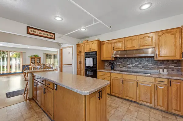 109 S Winnebago ST, Caledonia, MN 55921