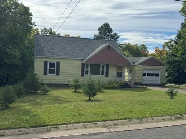 1614 Linzie RD, Duluth, MN 55811