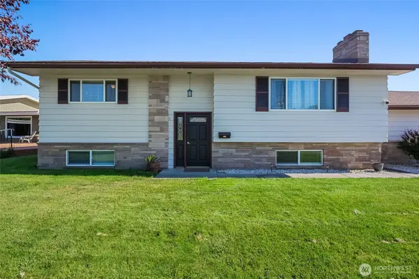 917 S Dahlia DR, Moses Lake, WA 98837