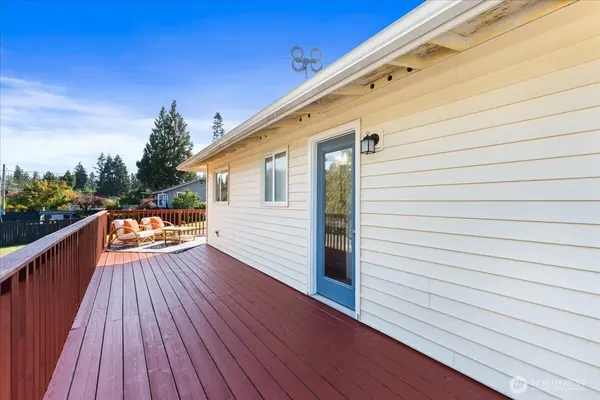 1351 S Highland AVE, Tacoma, WA 98465