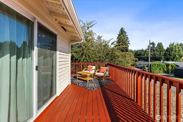 1351 S Highland AVE, Tacoma, WA 98465