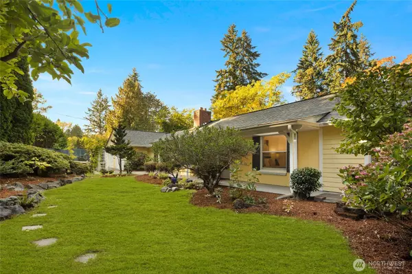 2108 NE 165th ST, Shoreline, WA 98155