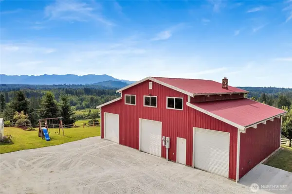 18077 Fox Hollow LN, Bow, WA 98232