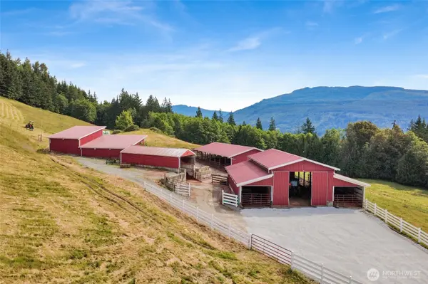 18077 Fox Hollow LN, Bow, WA 98232
