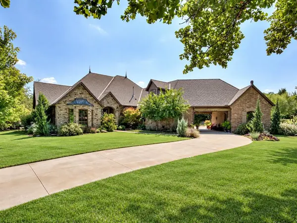 3100 Walking Woods TRL, Jones, OK 73049