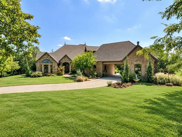 3100 Walking Woods TRL, Jones, OK 73049