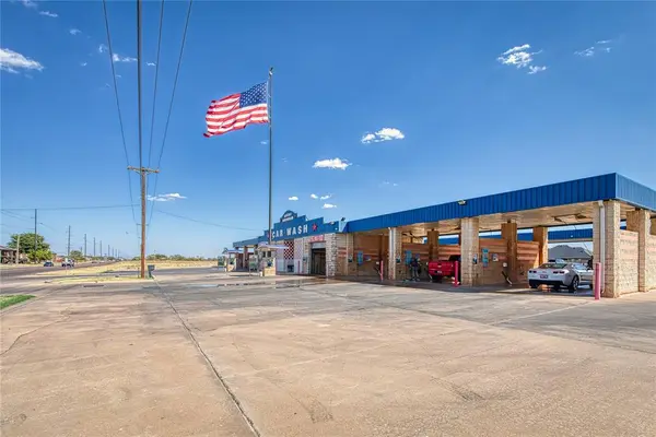 318 E Tamarack RD, Altus, OK 73521