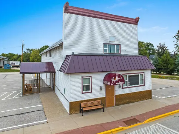 742 MAIN ST,  Luxemburg,  WI 54217-1189