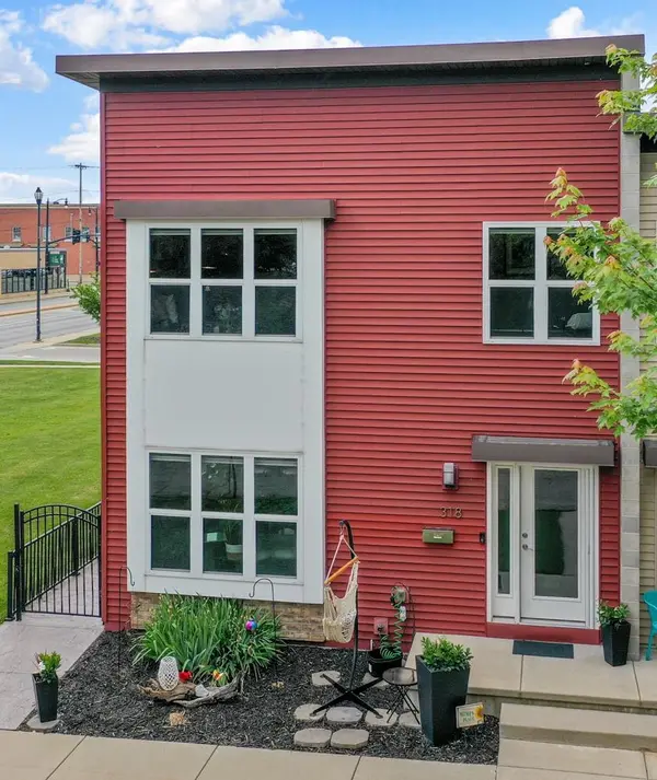 318 N VAN BUREN ST, Green Bay, WI 54301-4829