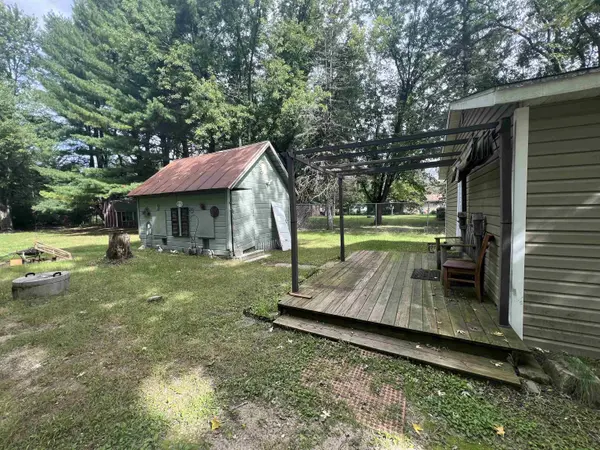 E2026 KING RD, Waupaca, WI 54981