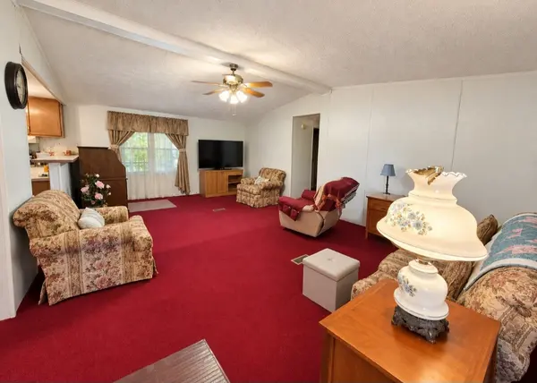 3494 Trace Creek Rd, White Bluff, TN 37187