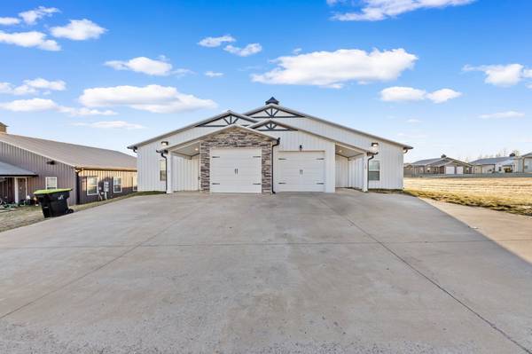 182 Bainbridge Dr #A, Clarksville, TN 37043