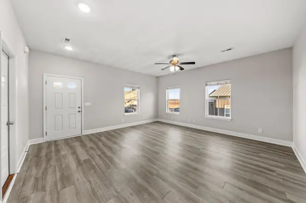182 Bainbridge Dr #A, Clarksville, TN 37043