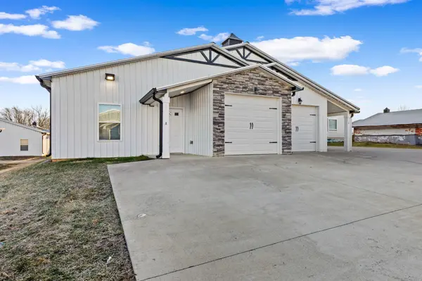 182 Bainbridge Dr #A, Clarksville, TN 37043