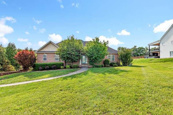 392 Holt Rd, Lebanon, TN 37087