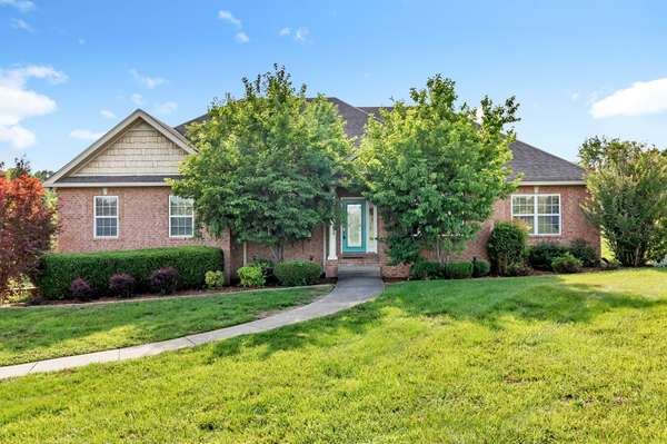 392 Holt Rd, Lebanon, TN 37087