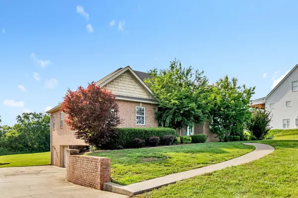 392 Holt Rd, Lebanon, TN 37087