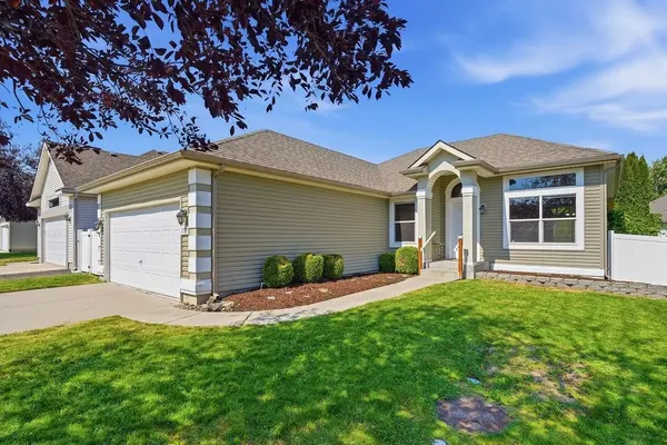 1712 W Cimarron Ln, Spokane, WA 99208