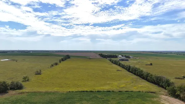 1400 BLK 1100 Ave, Hope, KS 67451