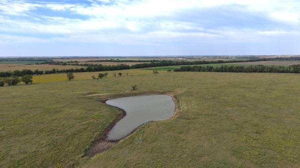 1400 BLK 1100 Ave, Hope, KS 67451