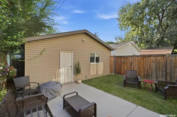 2136 B Lorne AVENUE, Saskatoon, SK S7J 0R5