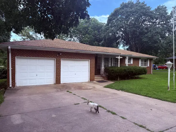 506 Garfield ST, Greenfield, MO 65661