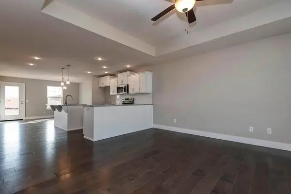 5245 W Josh ST, Springfield, MO 65802