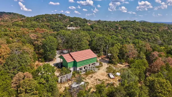 855 El Monte RD, Branson, MO 65616