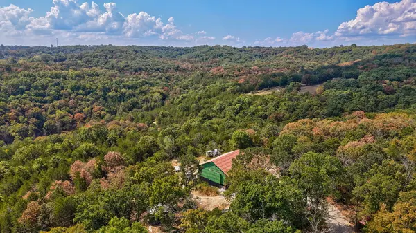 855 El Monte RD, Branson, MO 65616