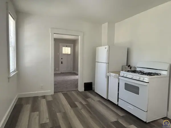 2501 SW Clay ST, Topeka, KS 66611