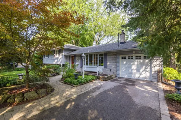 401 Cairncroft RD, Oakville, ON L6J 4M8