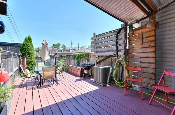 183 Earlscourt AVE, Toronto W03, ON M6E 4B2