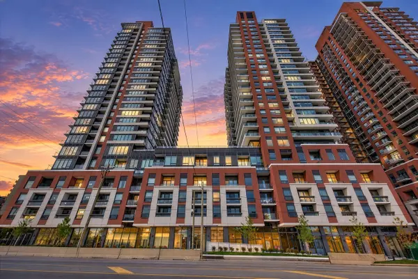 4010 Eglinton AVE W #1813, Toronto W09, ON M9A 0G5