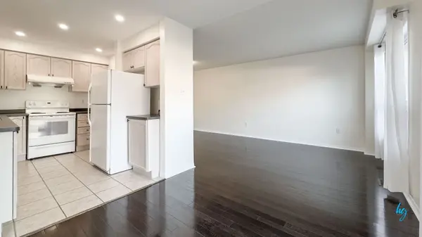3561 Southwick ST, Mississauga, ON L5M 7C4