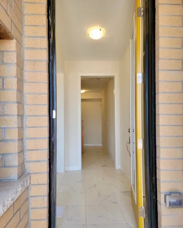 3305 Sixth Line, Oakville, ON L6H 0Z6