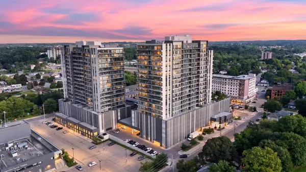 15 Glebe ST #1310, Cambridge, ON N1S 0C3
