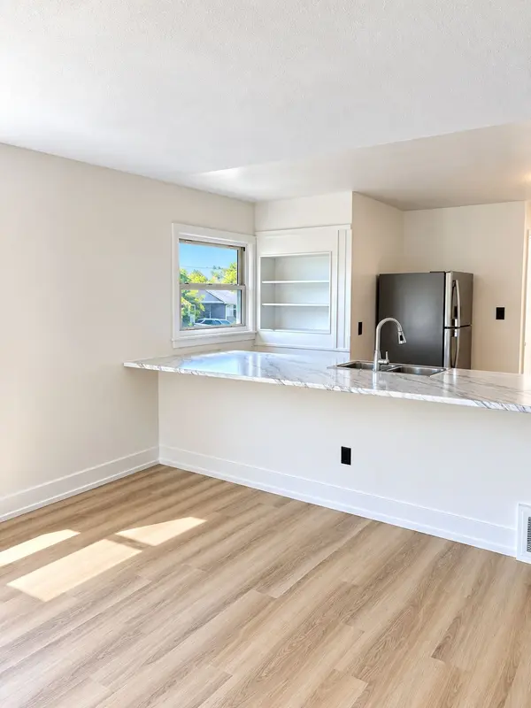 30 Perry AVE, Brighton, ON K0K 1H0