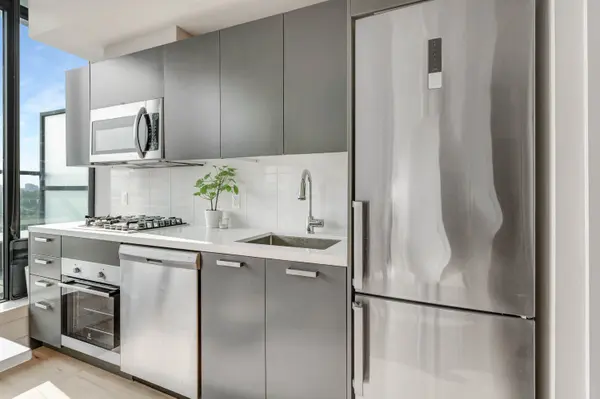 203 Catherine ST W #805, Ottawa Centre, ON K2P 1C3