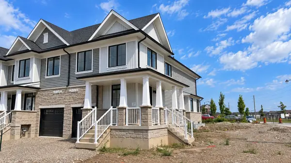 2 Elite CRES, Haldimand, ON N3W 0L1