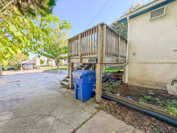 1509 Agur ST, Kenora, ON P9N 1M4