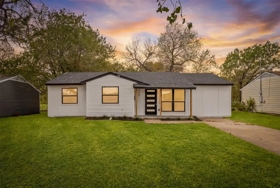 565 alcorn Avenue, Dallas, TX 75217