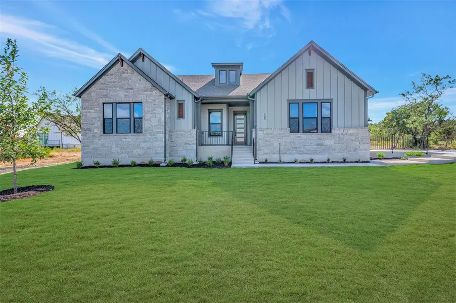 155 Rees Landing RD, Spicewood, TX 78669